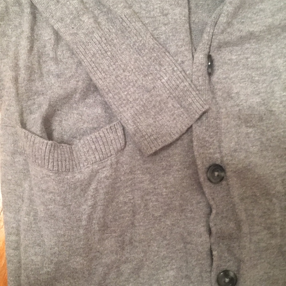 Dramatic Cardigan! - Picture 3 of 5